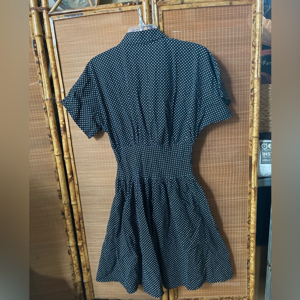 Vintage-Inspired Black Polka Dot Button-Front Dress - Picture 4 of 4